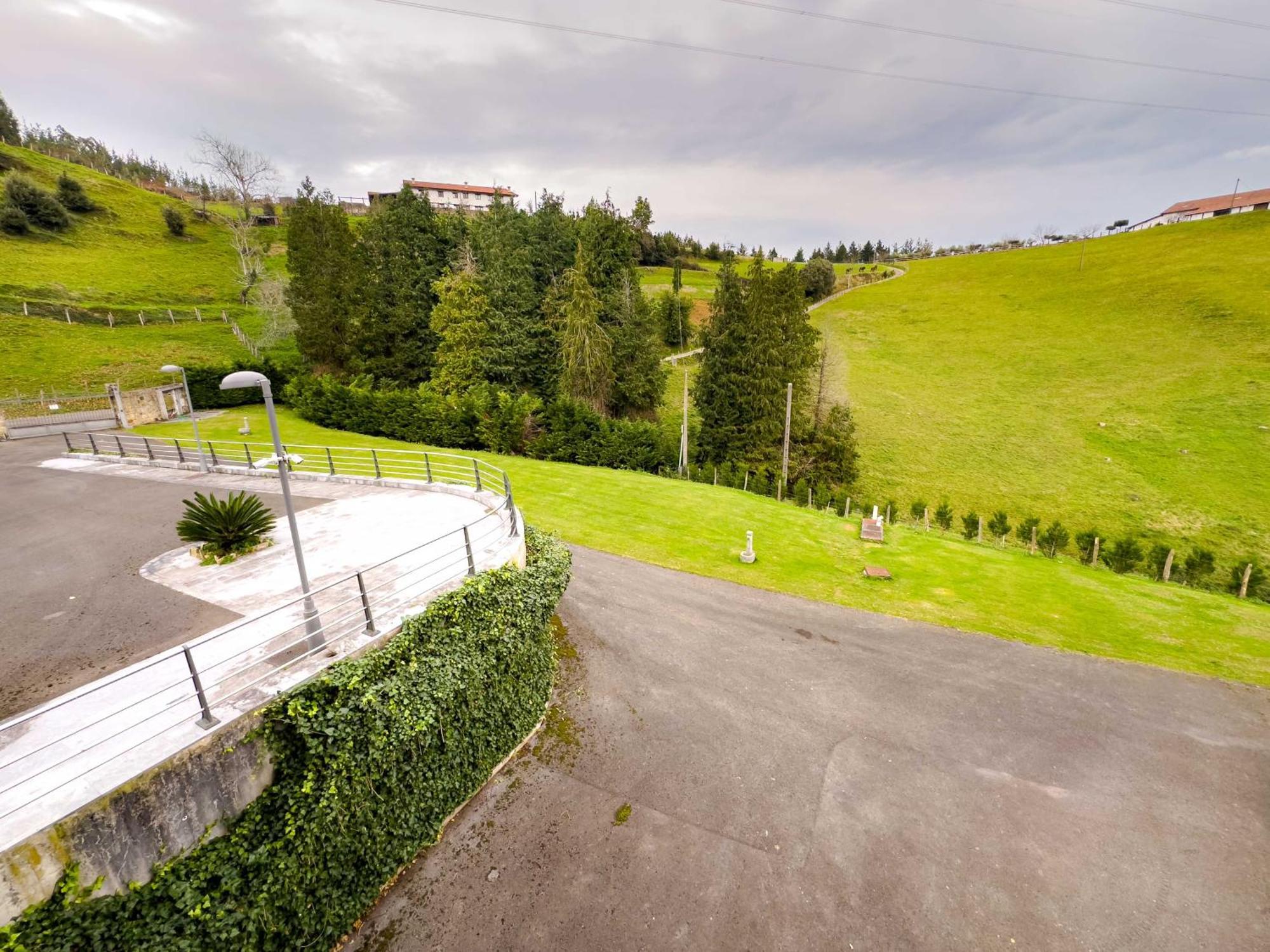 Amplia Casa Rural En Entorno Natural Ziortza-Bolibar Exteriör bild